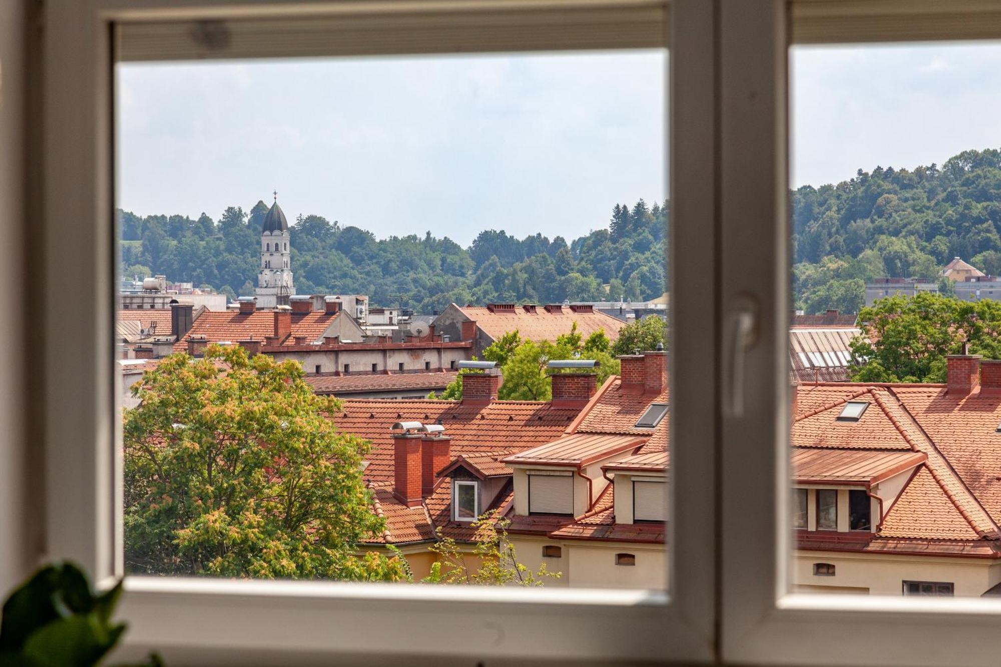 Luxe Penthouse With A Castle View Ljubljana Luaran gambar
